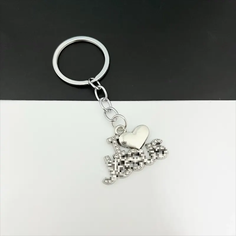 Q1096 Photo 3