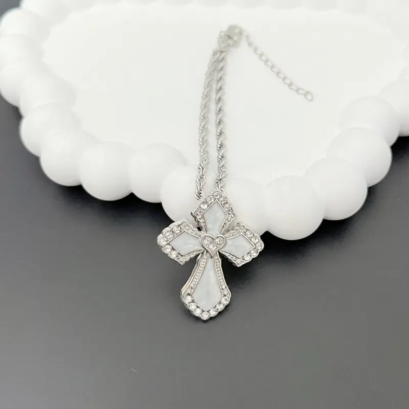 T867 Photo 2
