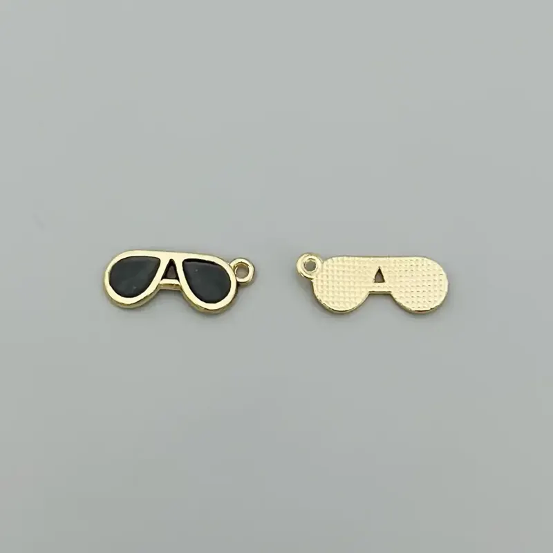 D1300 Photo 1