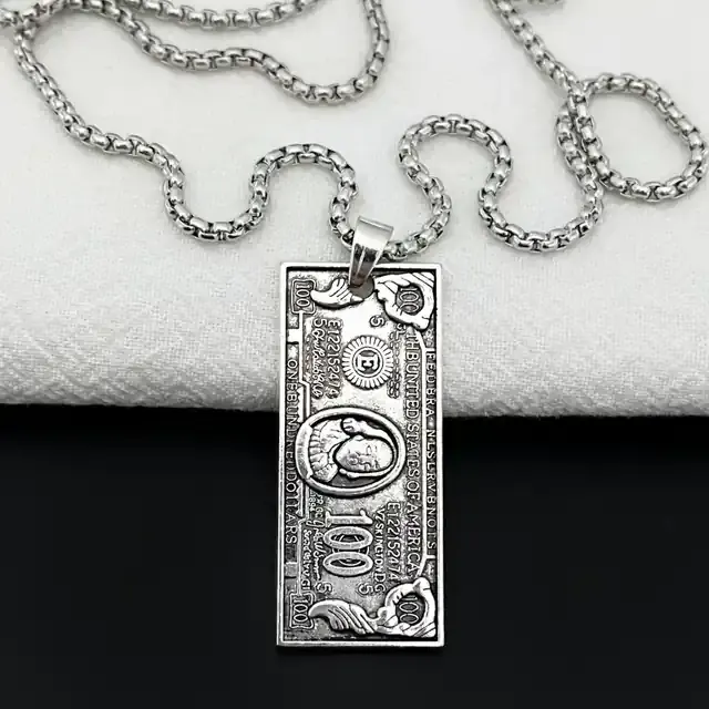 L102 Photo 1